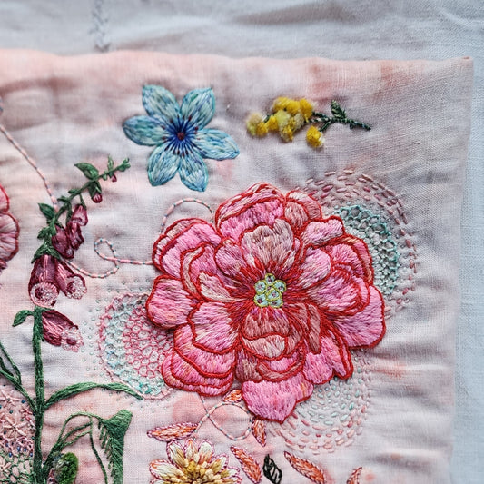 3 Day Stitched and Beaded Florals with Fleur Woods and Bella MacIsaac