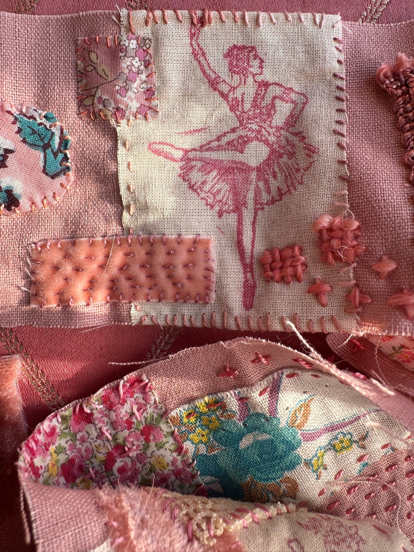 Creative Embroidery and Slow Stitching by Aitor Saraiba | 10th - 11th September